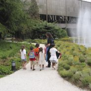 Fin de semana en familia en el Museo del Traje para primavera de 2012