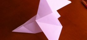 La pajarita de papel tradicional