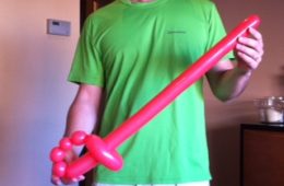 Espada básica con un globo