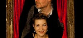 Marionetas y teatro en inglés para niños en Little Kingdom