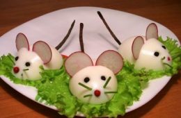 Presentaciones originales de comida para niños: «Ratones de huevo duro»
